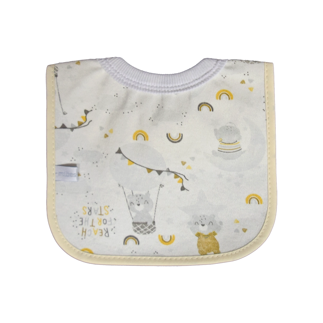 1002656 - Babero chico estampado con cuello ribb, dorso laminado "Interlock Motivos Surtidos".
